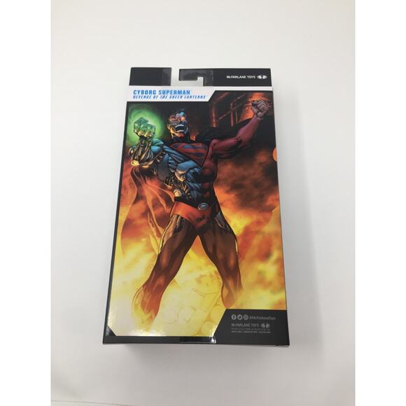 2025 McFarlane DC Multiverse - Cyborg Superman (Revenge Green Lanterns) - Gold - Picture 5 of 5